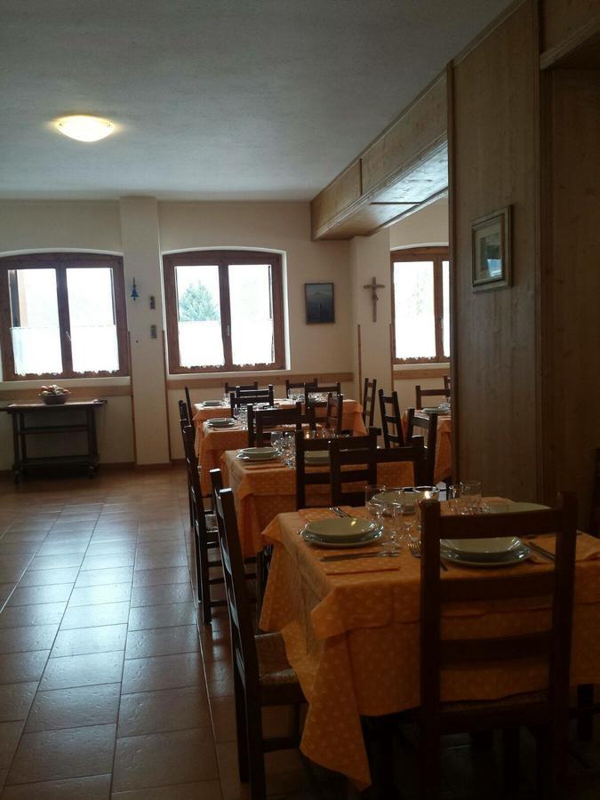 Casa Alpina Sacro Cuore Canale dʼAgordo Exteriör bild